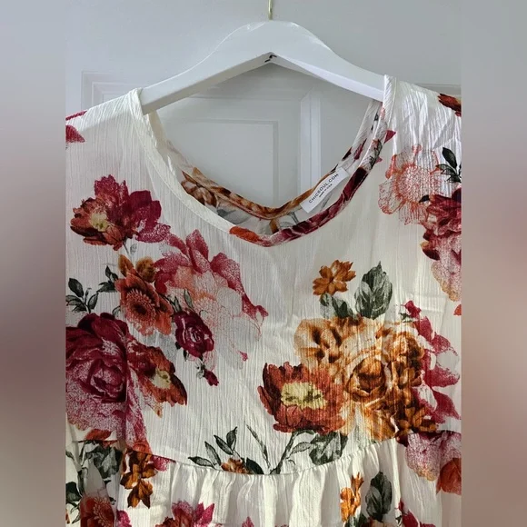 NEW! Chic Soul Floral Print Women's Top. Size 1X. - Picture 6 of 10